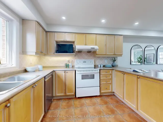 Additional property image - 174 Wharnsby Dr