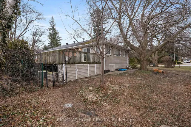Additional image 3 of 36 Brinloor Blvd