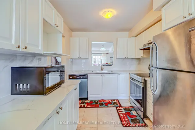 Additional image 19 of 135 GREENBRAE Crct
