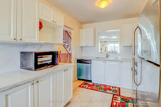 Additional image 18 of 135 GREENBRAE Crct