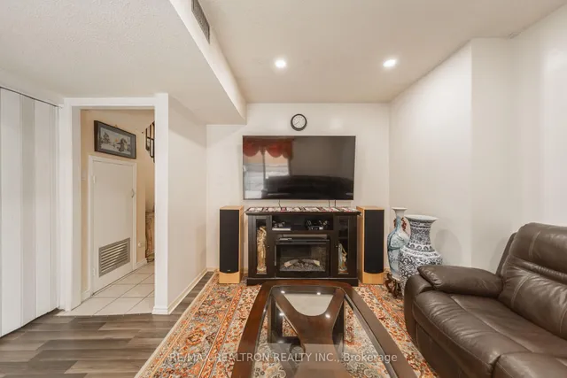 Additional property image - 200 Murison Blvd Unit 74