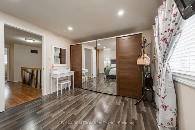 Additional property image - 200 Murison Blvd Unit 74