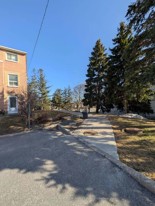 Additional property image - 200 Murison Blvd Unit 74