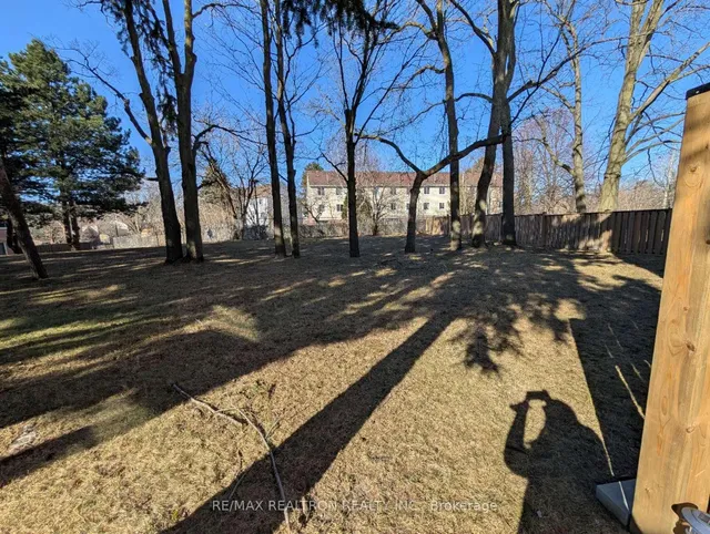 Additional property image - 200 Murison Blvd Unit 74