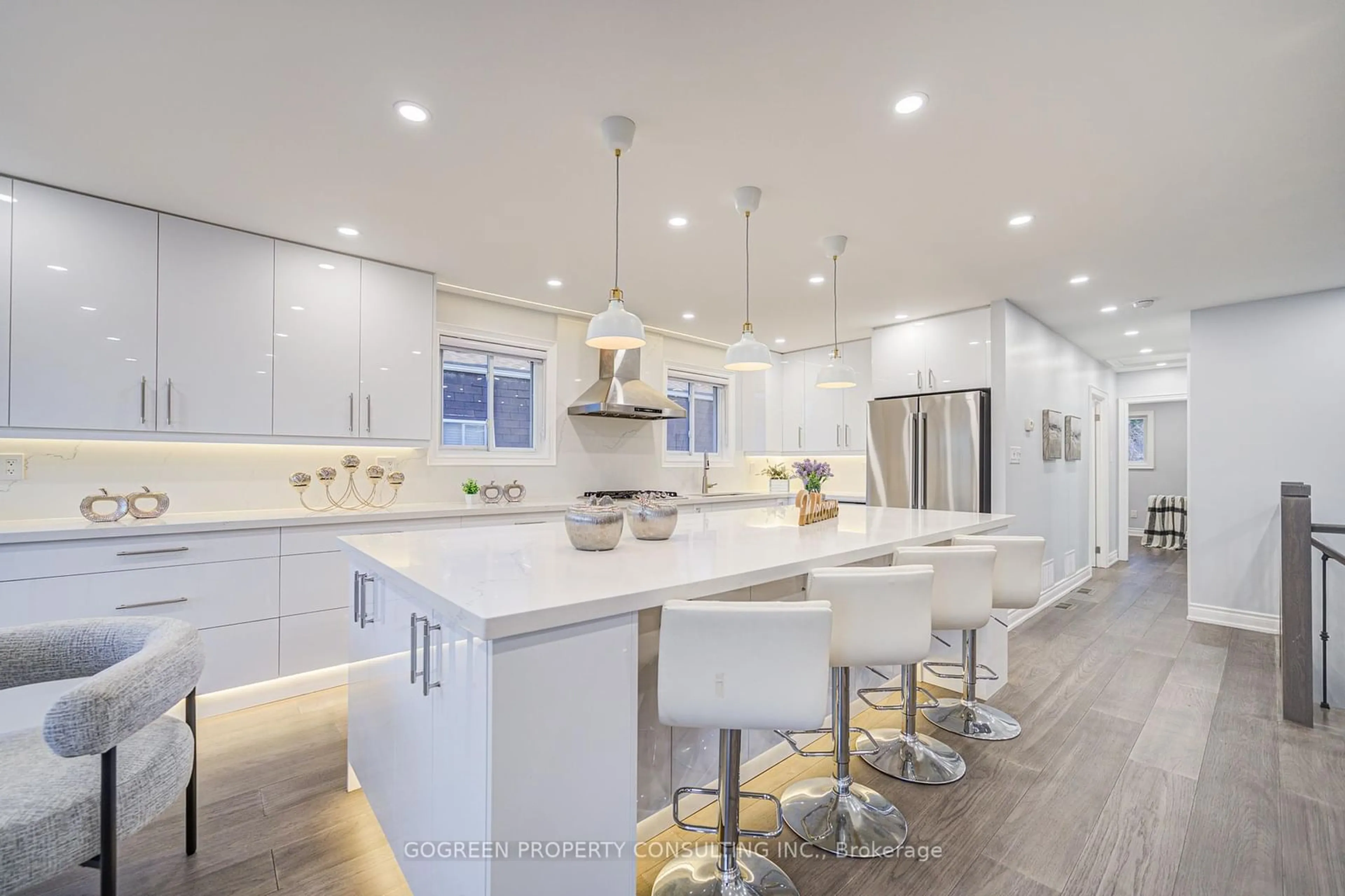 Contemporary kitchen, ceramic/tile floor for 36 Heatherside Dr, Toronto Ontario M1W 1T7