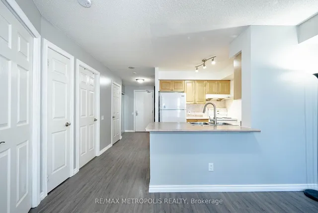 Additional property image - 61 Town Centre Crt Unit 605