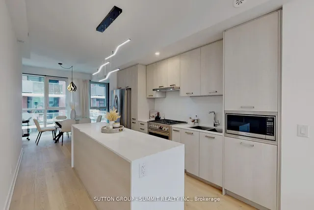 Additional property image - 1331 Queen St Unit TH 7