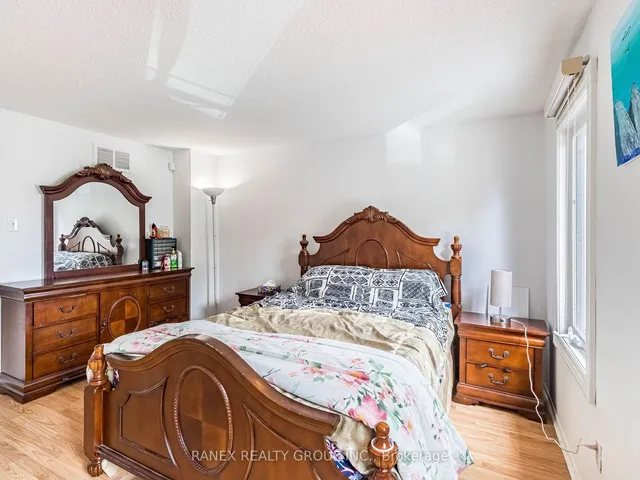 Additional property image - 55 Scarfair Ptwy