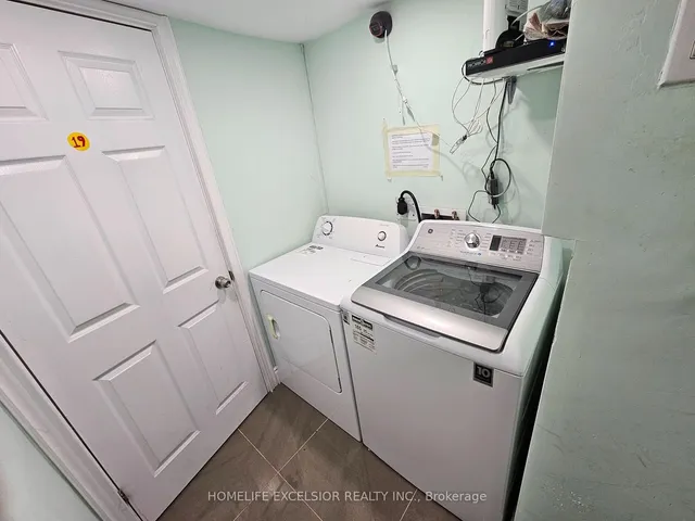 Additional property image - 82 Pandora Circ
