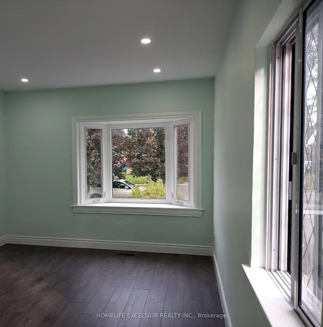 Additional property image - 82 Pandora Circ