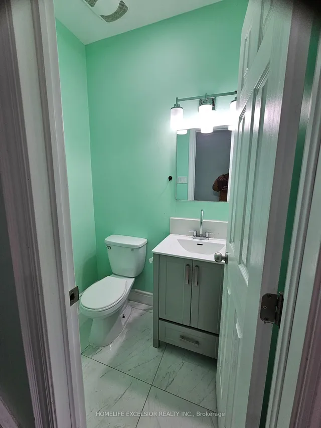 Additional property image - 82 Pandora Circ