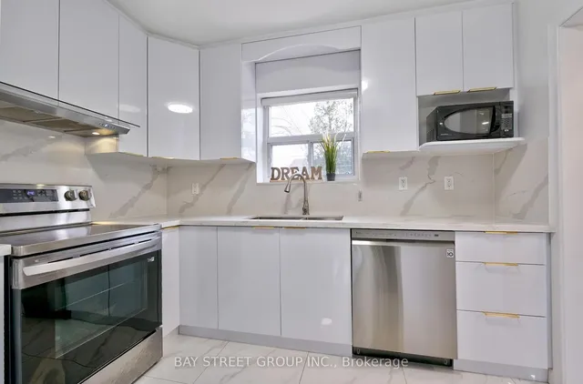 Additional property image - 150 Vauxhall Dr