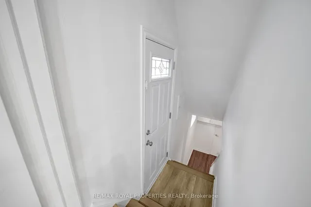 Additional property image - 22 Rupert St