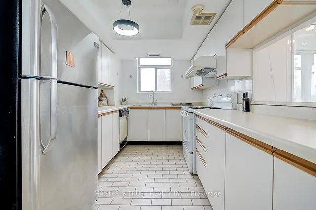 Additional property image - 88 Alton Towers Circ Unit 309