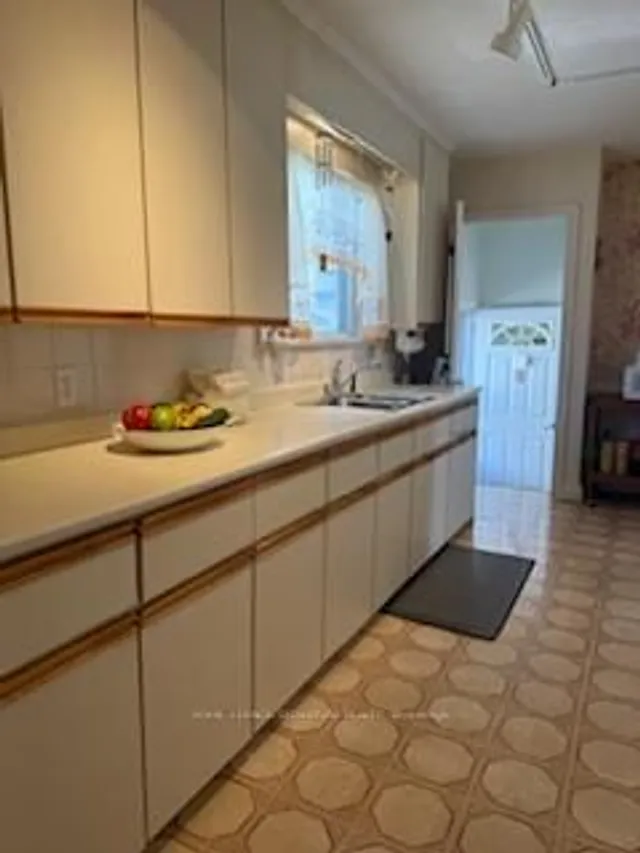 Additional property image - 7 Brumwell St