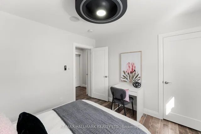 Additional property image - 272&276 King Edward Ave