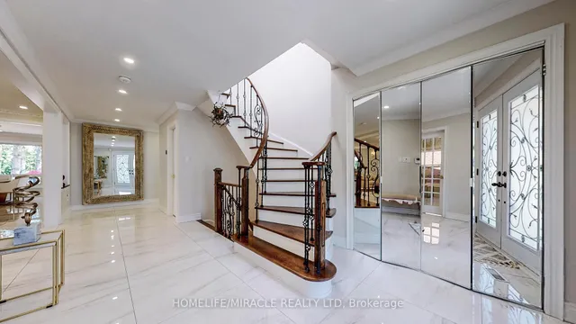 Additional property image - 24 Royal Rouge Tr