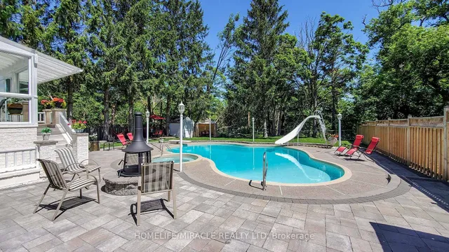 Additional property image - 24 Royal Rouge Tr