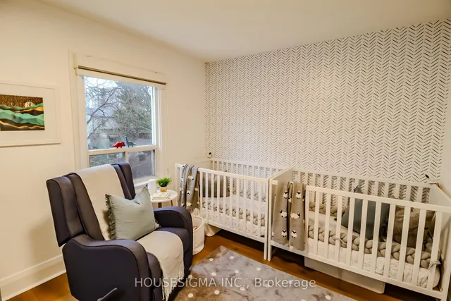 Additional property image - 149 Queensdale Ave