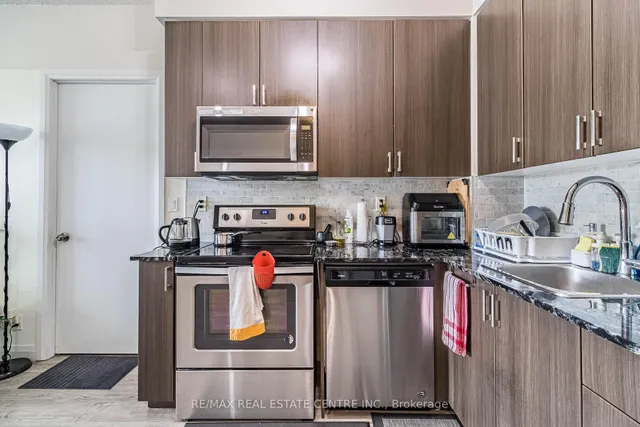Additional image 21 of 22 East Haven Dr Unit 306