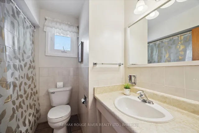 Additional property image - 68 Ravine Park Cres