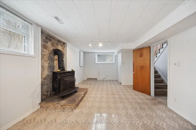Additional property image - 68 Ravine Park Cres