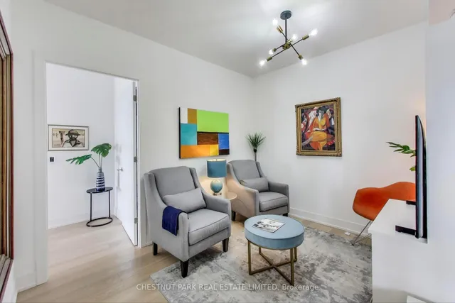 Additional property image - 1331 Queen St Unit 604
