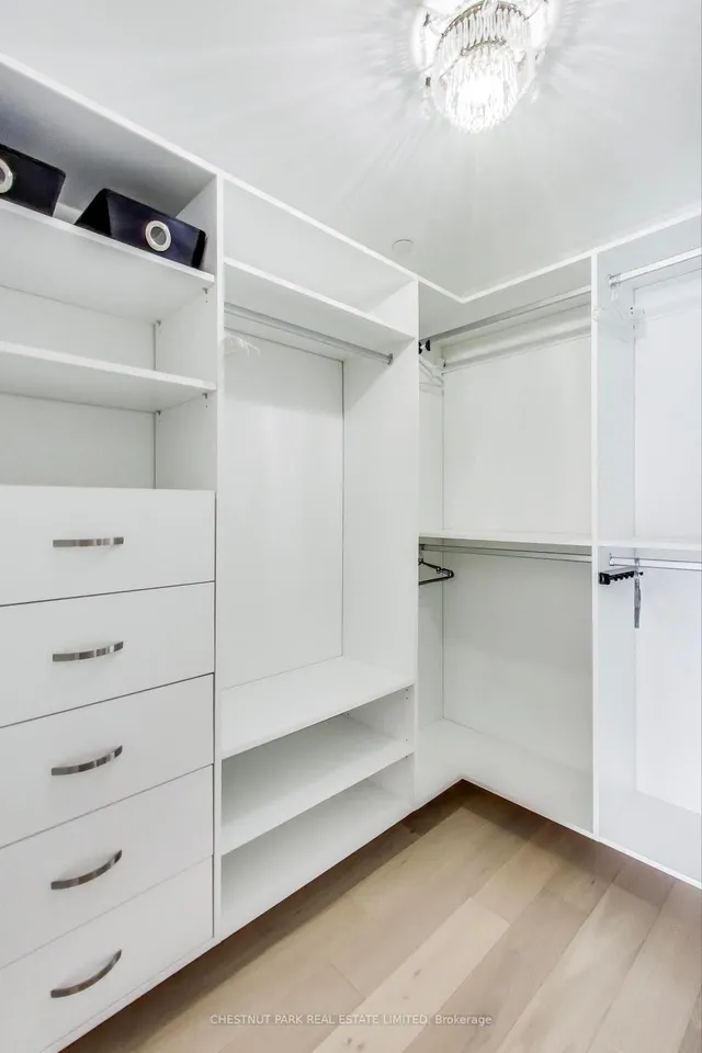Additional property image - 1331 Queen St Unit 604