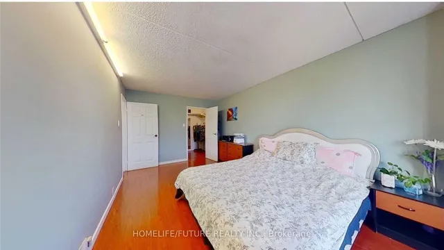 Additional property image - 2 Glamorgan Ave Unit 1003