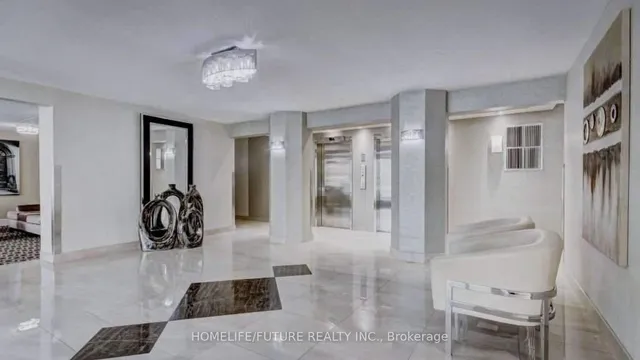 Additional property image - 2 Glamorgan Ave Unit 1003