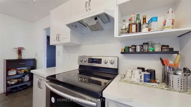 Additional property image - 2 Glamorgan Ave Unit 1003