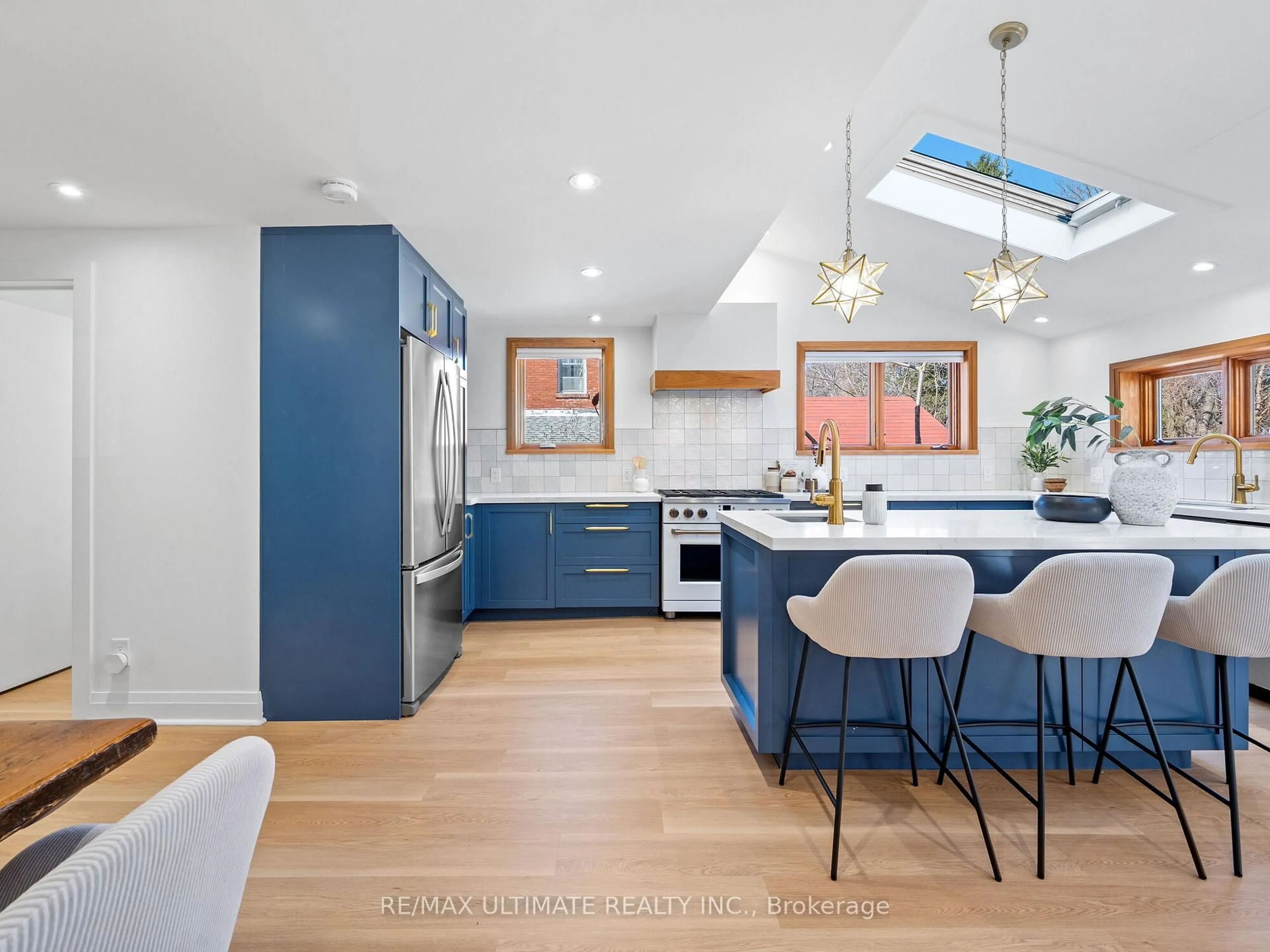 Contemporary kitchen, ceramic/tile floor for 87 Lakeside Ave, Toronto Ontario M1N 3C3