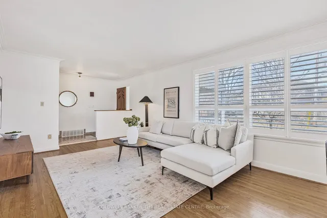Additional property image - 2 Ghent Crt