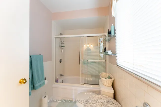 Additional property image - 67 Hornshill Dr