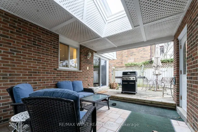 Additional property image - 67 Hornshill Dr