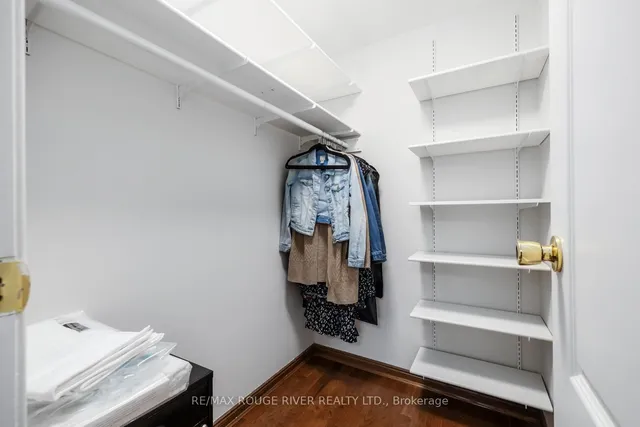 Additional property image - 185 Bridletowne Circ Unit 185
