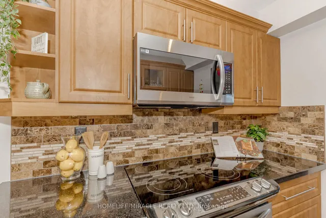 Additional property image - 2721 Victoria Park Ave Unit 1503