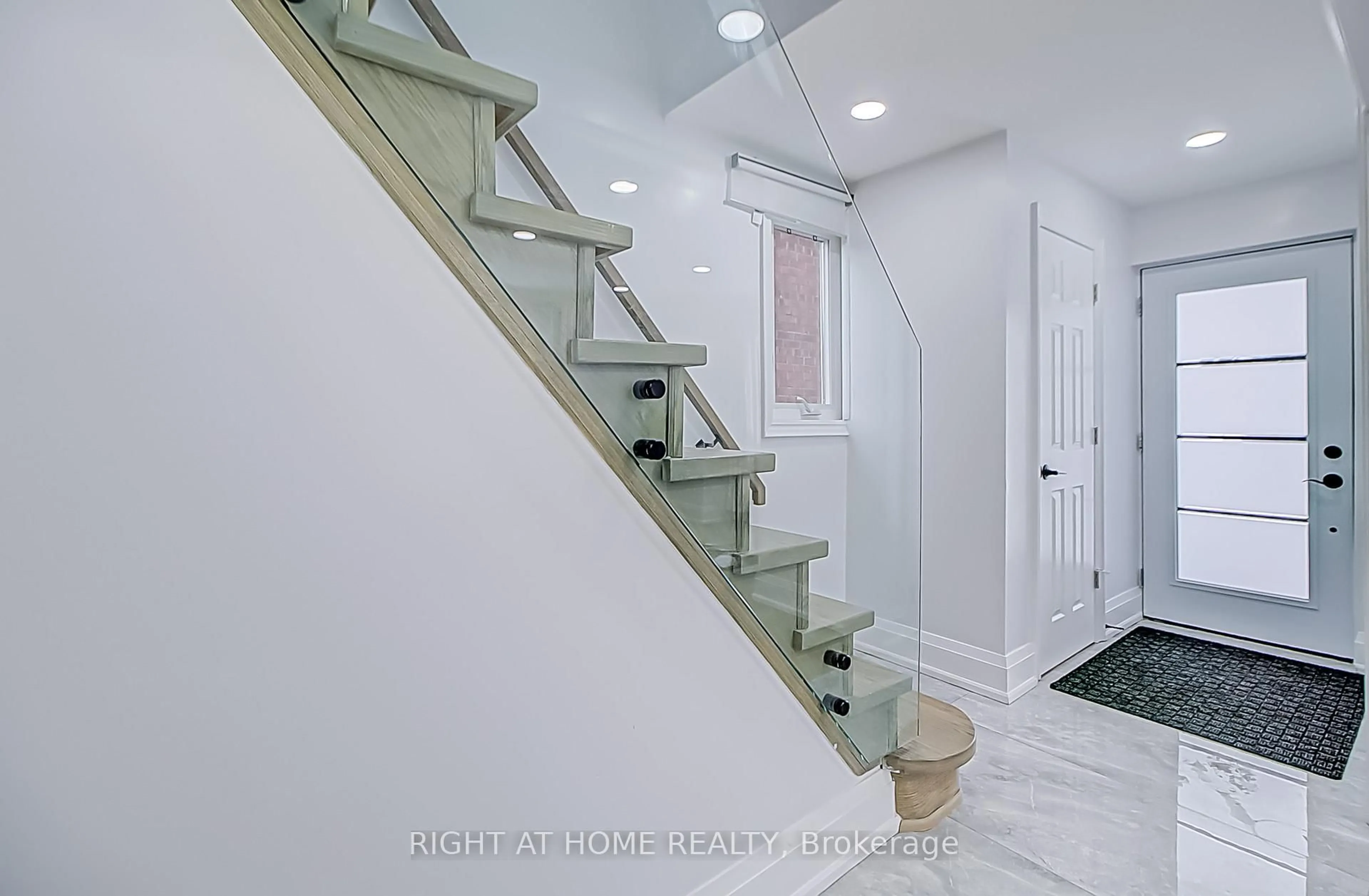 Stairs for 1228 Victoria Park Ave, Toronto Ontario M4B 2K8
