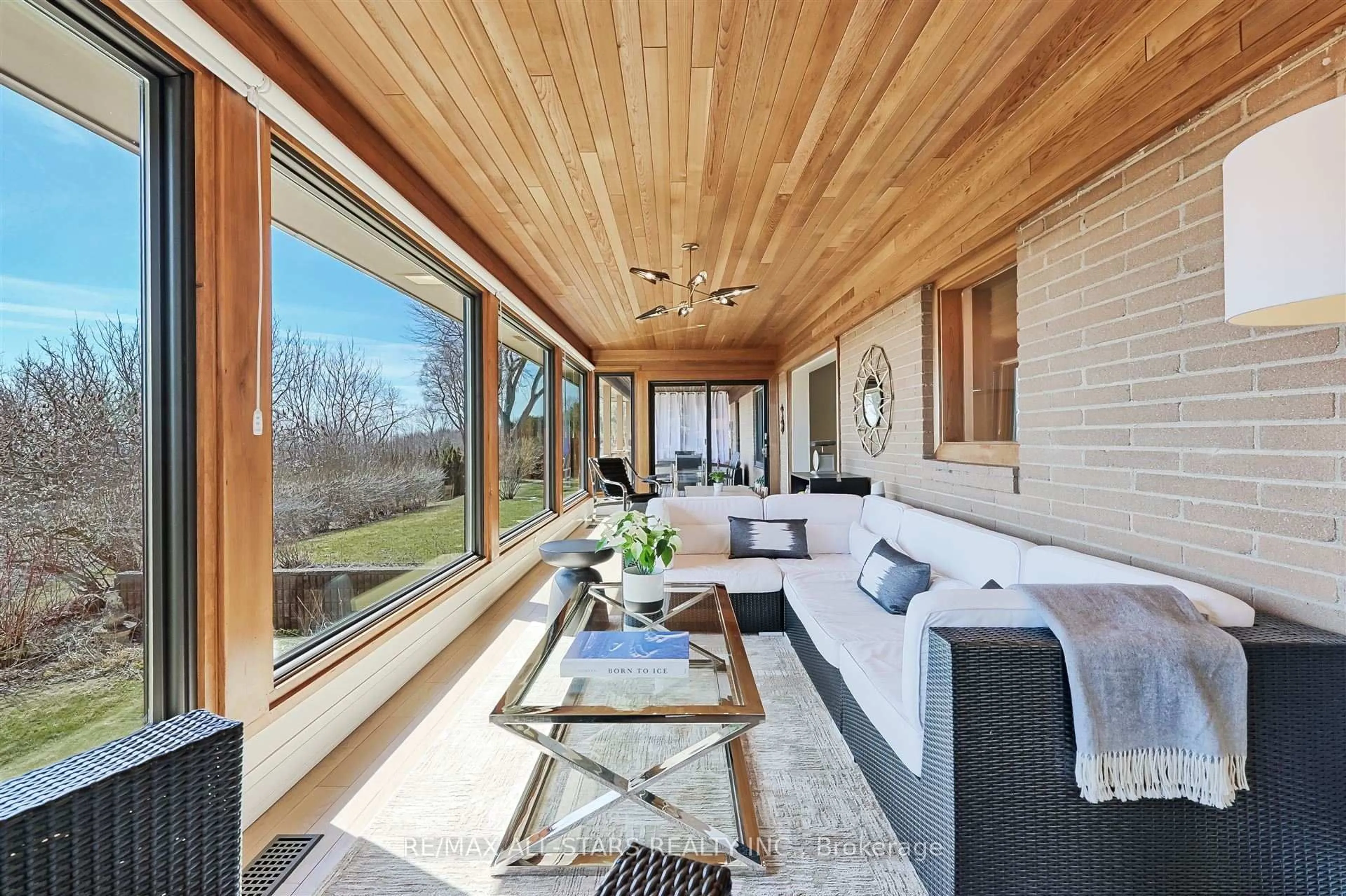 Patio, water/lake/river/ocean view for 61 Hill Cres, Toronto Ontario M1M 1J3