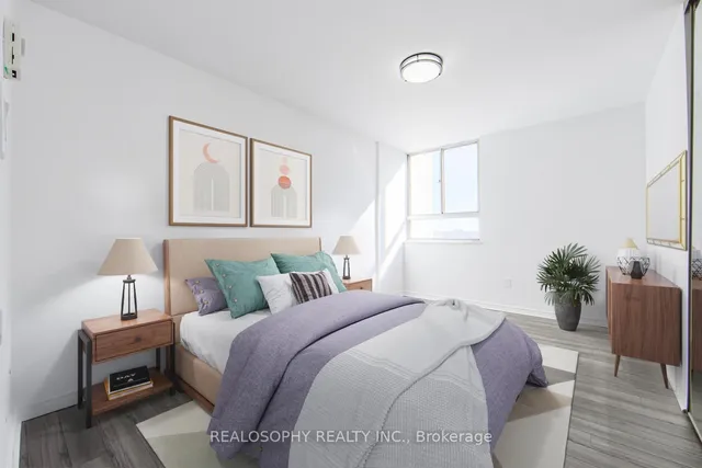 Additional property image - 5 Massey Sq Unit 1514
