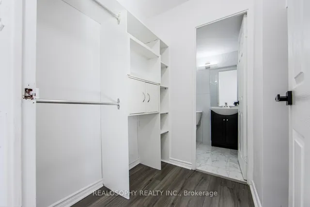 Additional property image - 5 Massey Sq Unit 1514