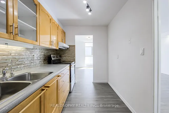 Additional property image - 5 Massey Sq Unit 1514
