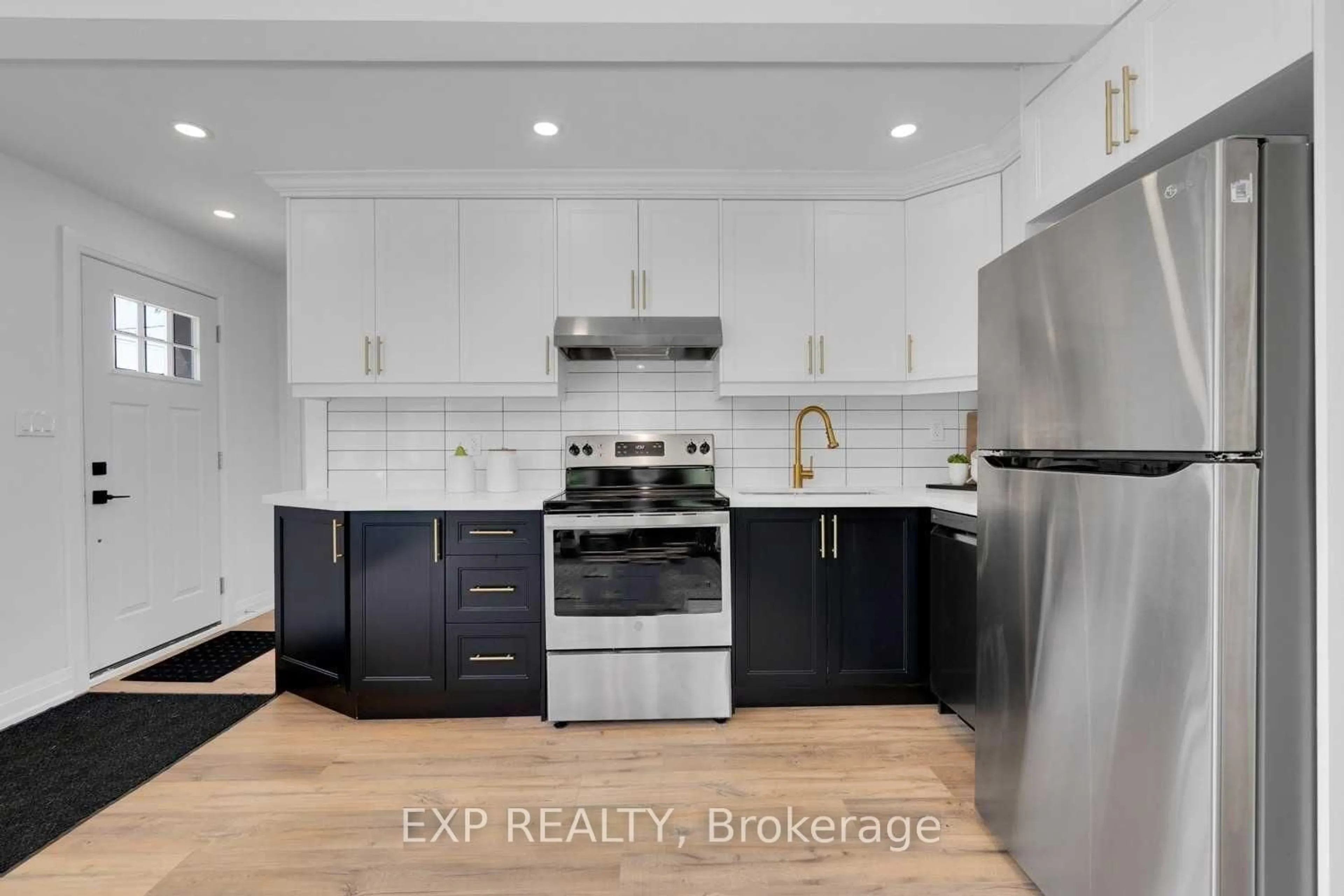 Standard kitchen, unknown for 162 Hibbert Ave, Oshawa Ontario L1J 1V1