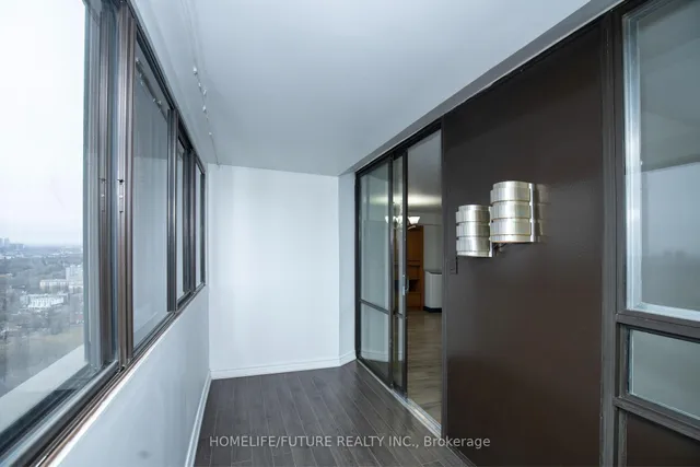 Additional property image - 3 Massey Sq Unit 3406