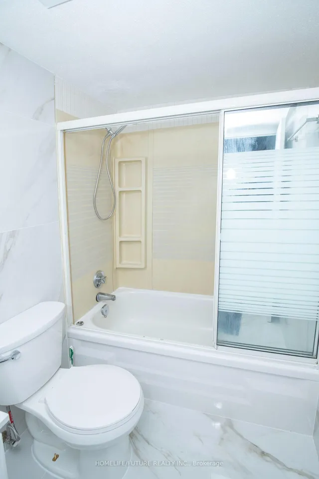 Additional property image - 3 Massey Sq Unit 3406