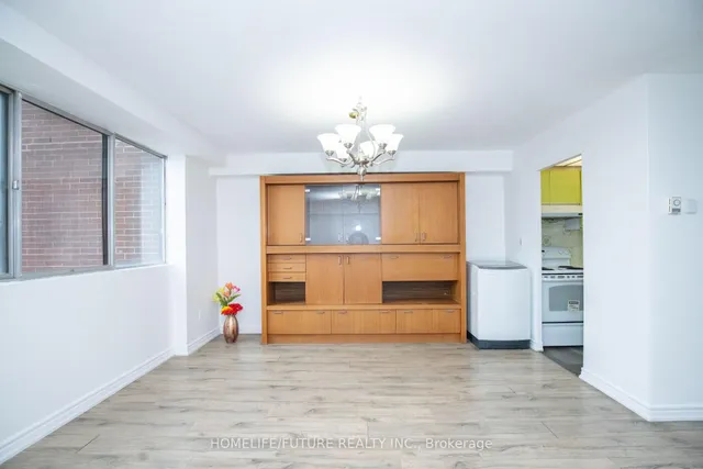 Additional property image - 3 Massey Sq Unit 3406