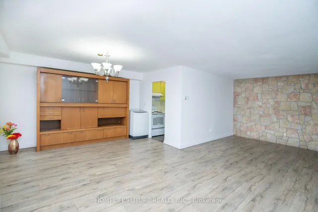 Additional property image - 3 Massey Sq Unit 3406