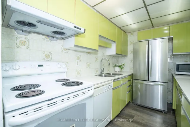 Additional property image - 3 Massey Sq Unit 3406