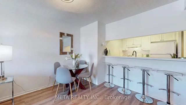 Additional property image - 1765 Queen St Unit 306