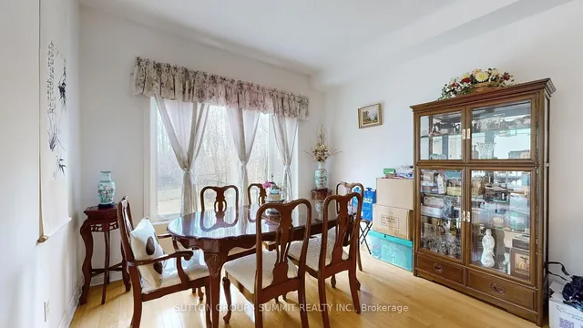 Additional property image - 93 MOREAU Tr